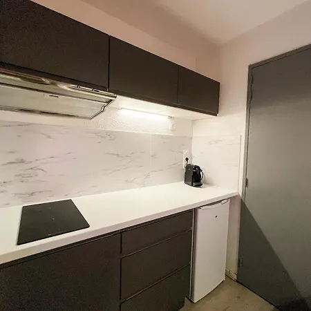 Apartment Cobalt *